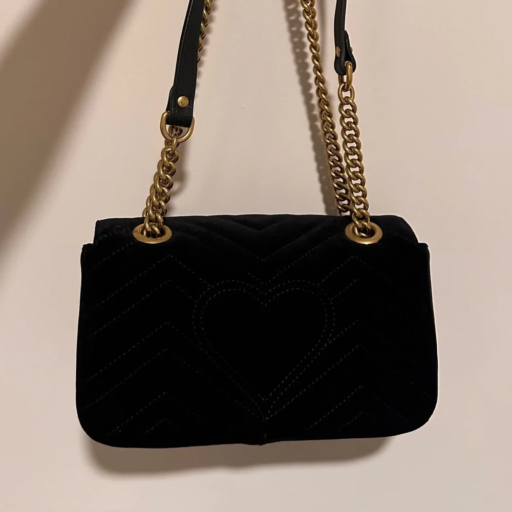 GUCCI Velvet GG Marmont Small Metelasse Shoulder Bag - Picture 5 of 10